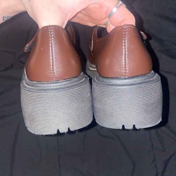 Heart detail, velcro strap, brown, size 6, faux leather, loafer shoe - Picture 4 of 5